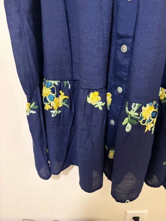 Fig and flower by Anthropologie Navy Maxi Dress with Floral Embroidery Size M - Picture 6 of 16